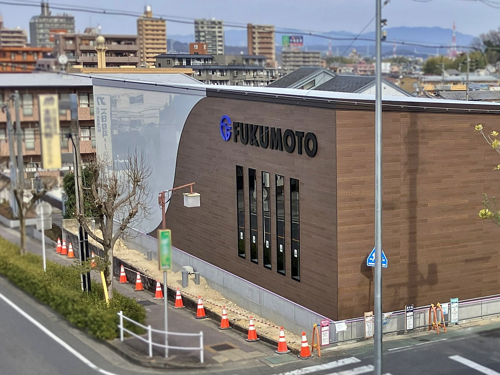 平針ショールーム北側